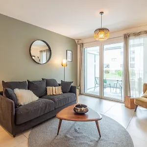 L'interprète 405 4 - With Terrace Appartement